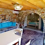 Delfinaki Boutique ,naxos Lionas