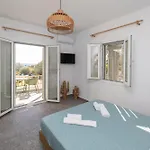 Delfinaki Boutique ,naxos Inn Lionas