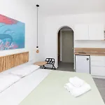 Delfinaki Boutique ,naxos Inn Lionas