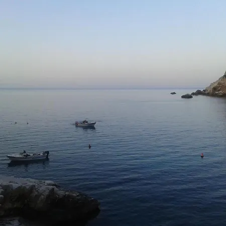 Delfinaki Boutique ,naxos