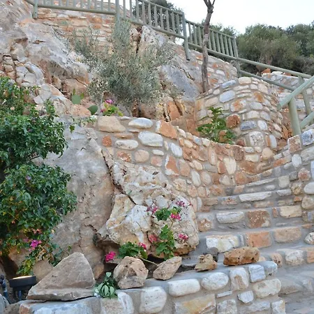 Delfinaki Boutique ,naxos