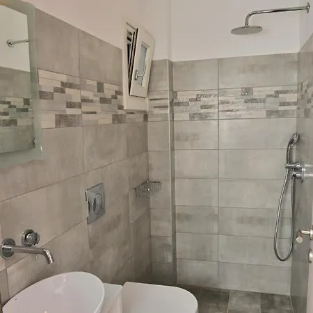 Delfinaki Boutique ,naxos * Lionas