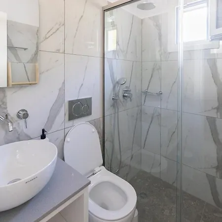 Delfinaki Boutique ,naxos