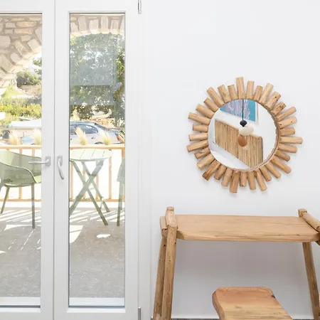 Delfinaki Boutique ,naxos