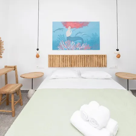 Delfinaki Boutique ,naxos *