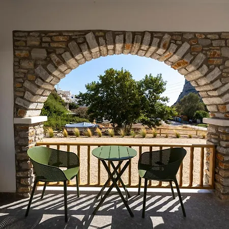 Delfinaki Boutique ,naxos Lionas