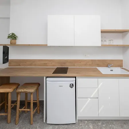 Delfinaki Boutique ,naxos