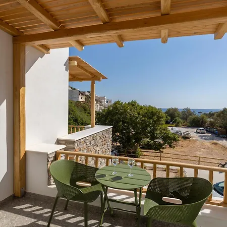 Delfinaki Boutique ,naxos