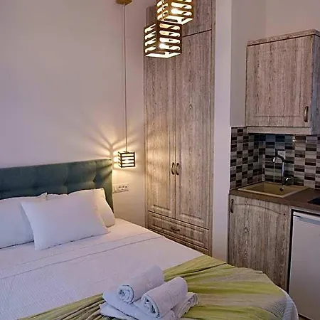 Delfinaki Boutique ,naxos *
