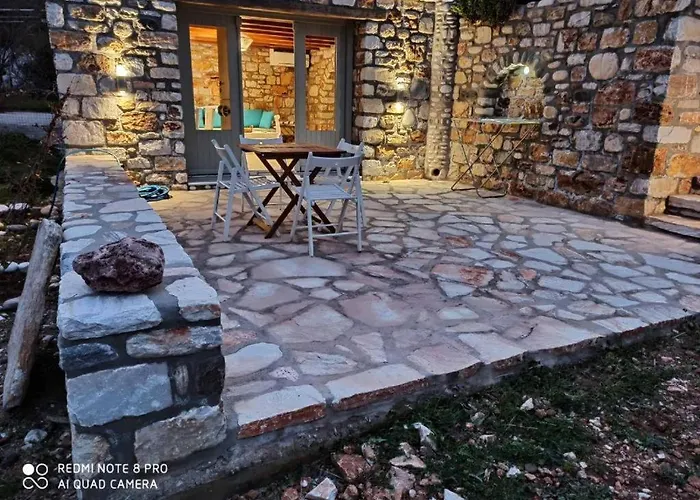 Delfinaki Boutique ,naxos