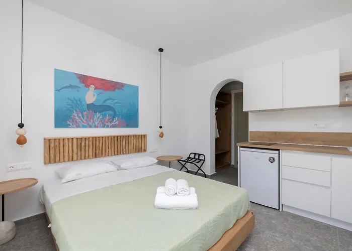 Delfinaki Boutique ,naxos *