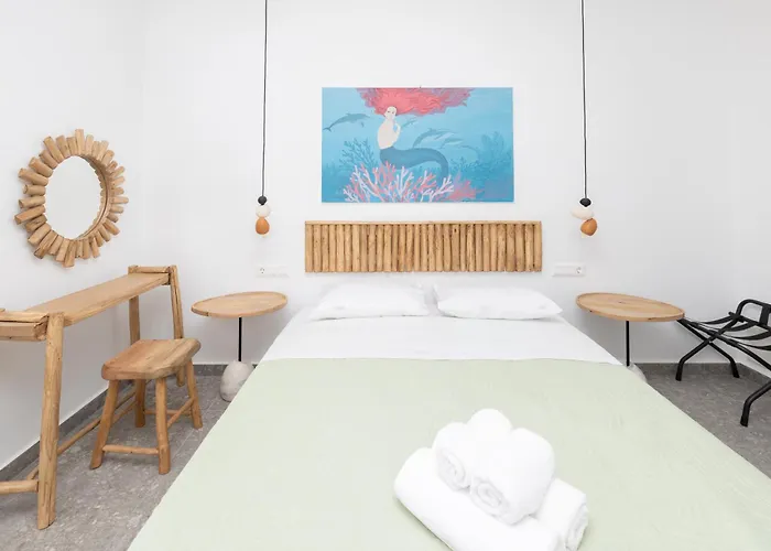 Delfinaki Boutique ,naxos *