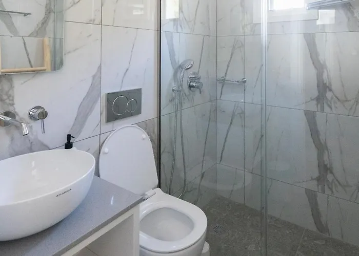 Delfinaki Boutique ,naxos * Lionas