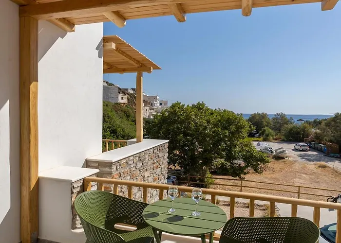 Delfinaki Boutique ,naxos